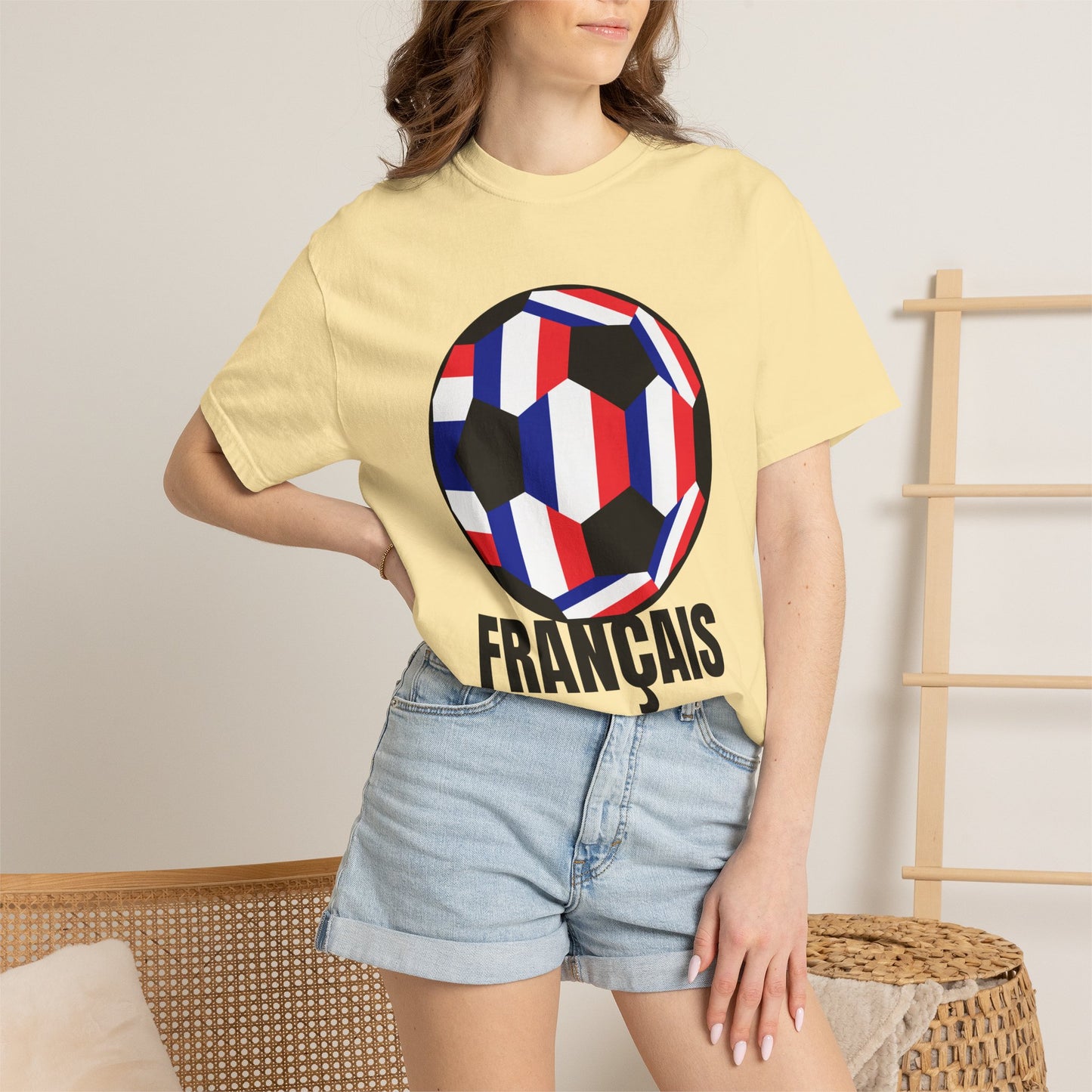 FRANÇAIS Fan Specialty Soccer Ball Design T Shirt